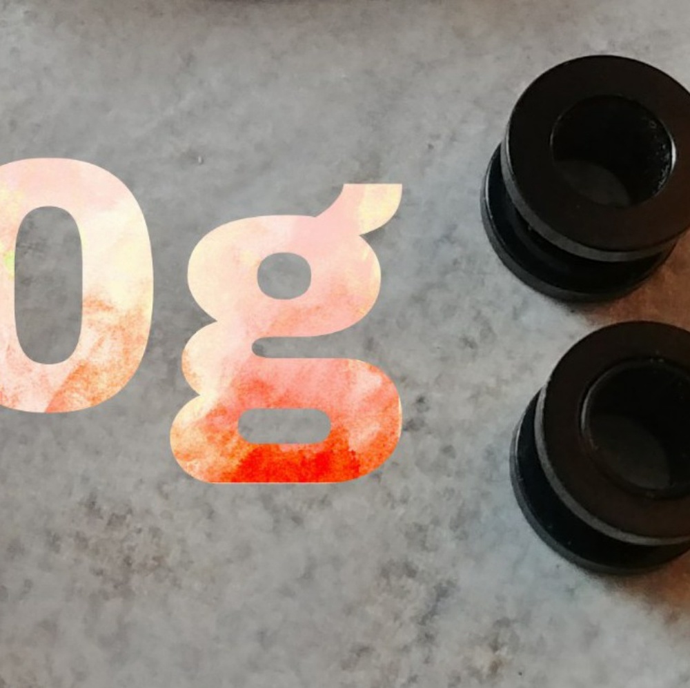 0g Black Plugs